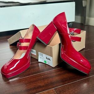 Women's Red Patent Mary Jane Block Heel Pumps
